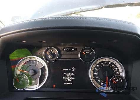 2014 Ram 1500 Laramie z USA, uszkodzony, nr VIN 1C6RR6VT3ES122826